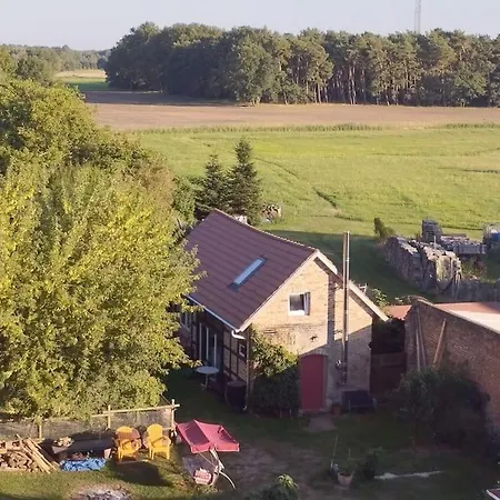 Sommerscheune Mit Viel Natur *